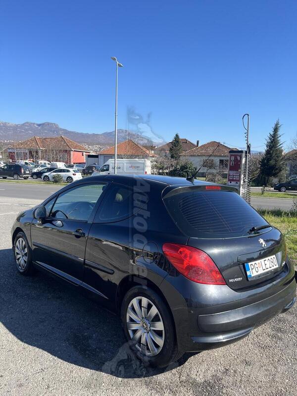 Peugeot - 207 - 1.4 hdi