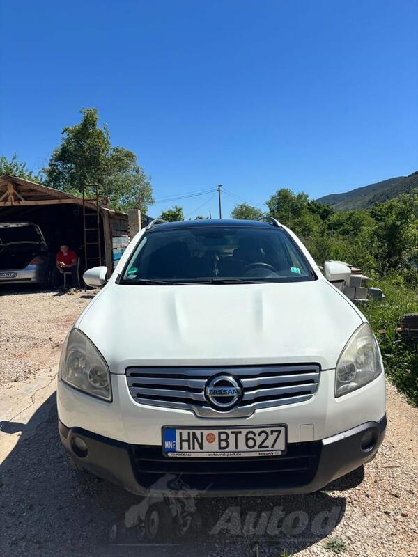 Nissan - Qashqai+2