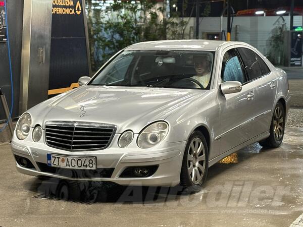 Mercedes Benz - E 220 - E 220 CDI