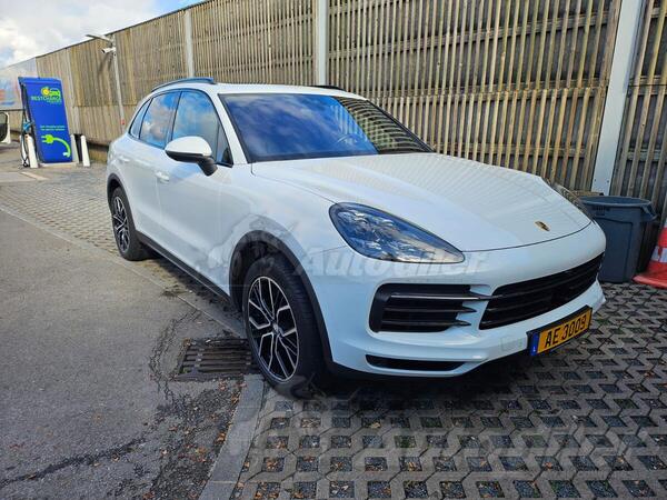 Porsche - Cayenne - 3000