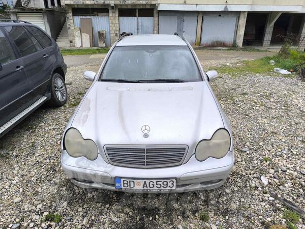 Mercedes Benz - 270 - C270 CDI