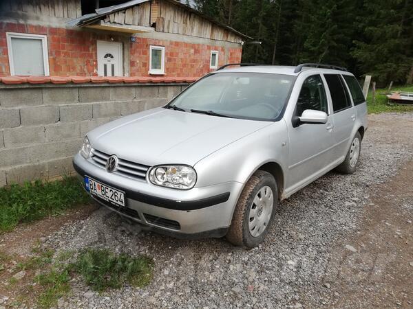 Volkswagen - Golf 4