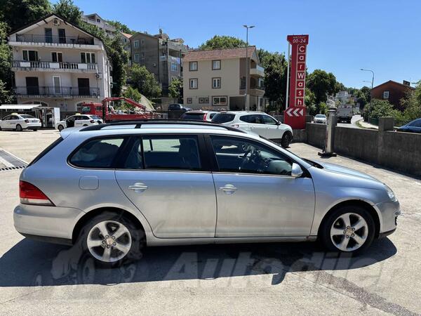 Volkswagen - Golf 5 - 1.9