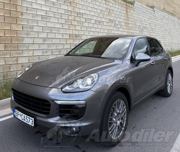 Porsche - Cayenne