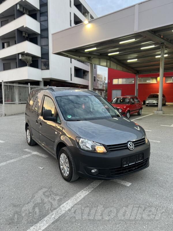 Volkswagen - Caddy - 1.6TDI 75KW BLUEMOTION 2012