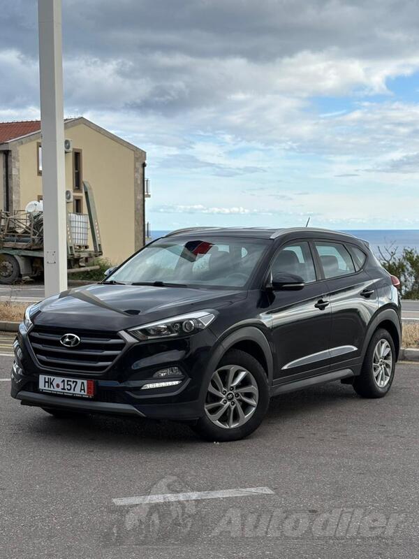 Hyundai - Tucson - 2.0 crdi 4wd