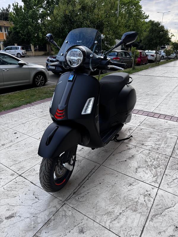 Piaggio - Supersport310