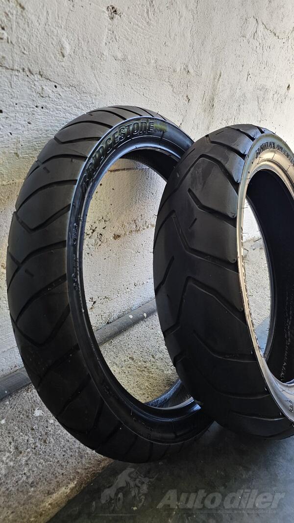 Bridgestone - Battlax Adventure A40 - Univerzalna guma