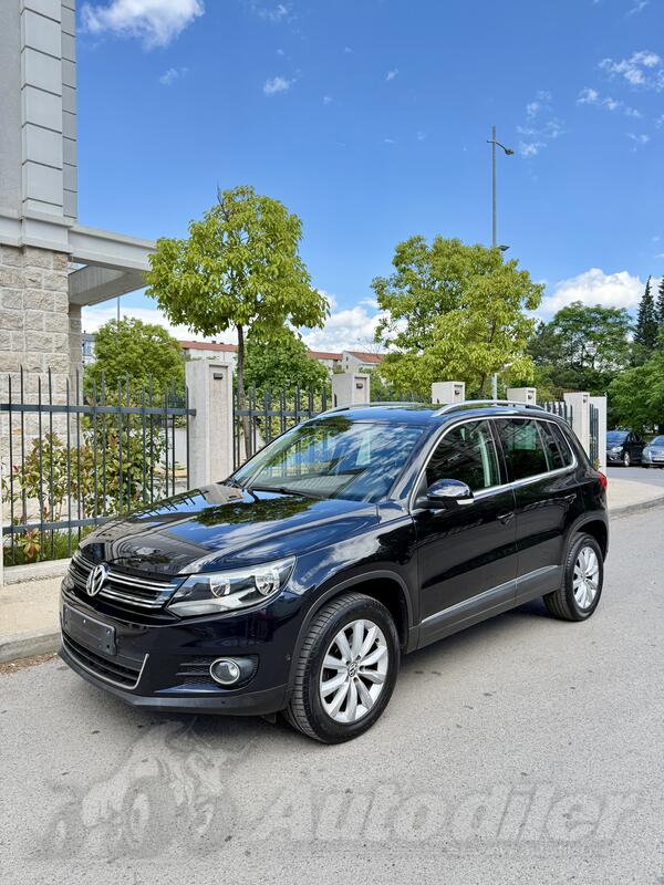 Volkswagen - Tiguan - 4x4 2.0TDI