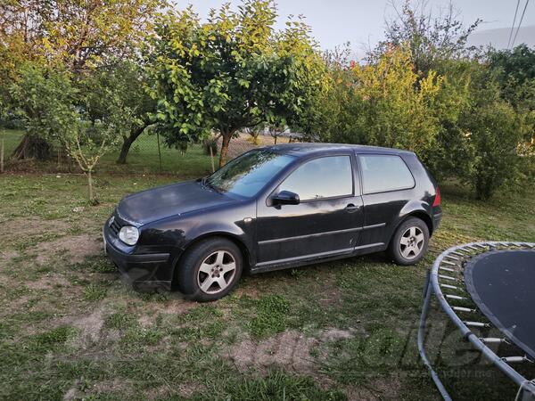 Volkswagen - Golf 4 - 1.9 SDI