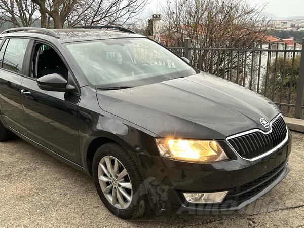 Škoda - Octavia - 1.8 Turbo benzin DSG 4x4