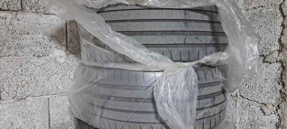 Michelin - 235/40/18 - Ljetnja guma