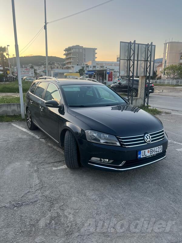 Volkswagen - Passat - 2.0 DSG 130kw HIGHLINE 4MOTION
