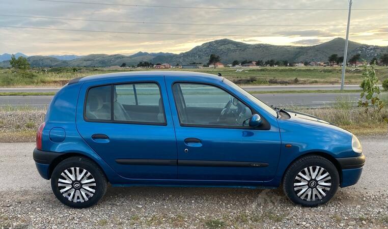 Renault - Clio - 1.4