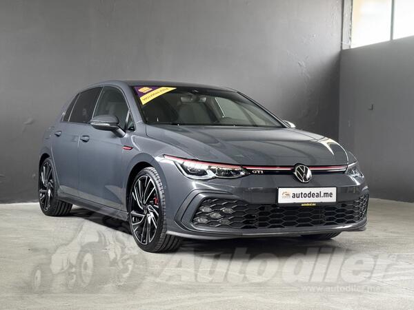 Volkswagen - Golf 8 - GTI