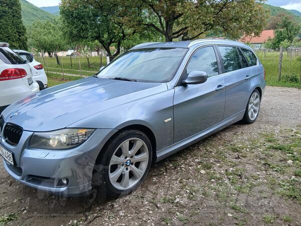 BMW - 320 - 2.0