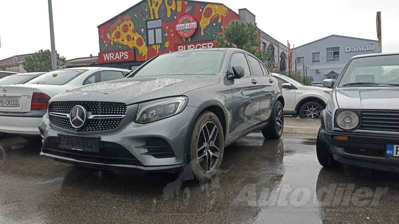 Mercedes Benz - GLC 220