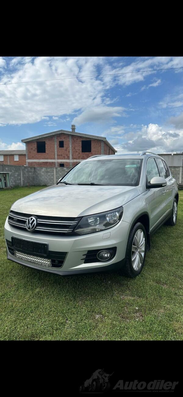 Volkswagen - Tiguan - 2.0 tdi