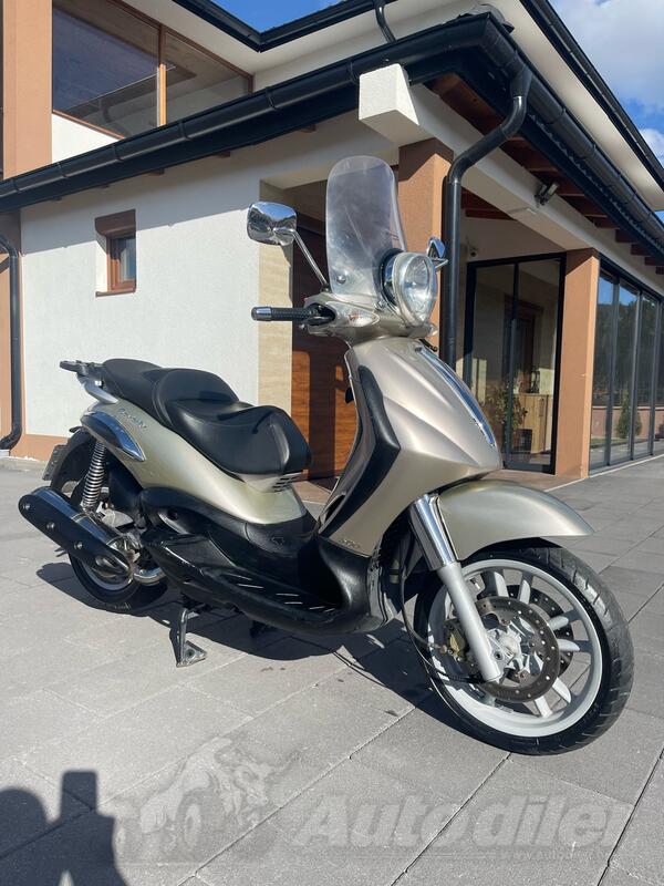 Piaggio - Beverly