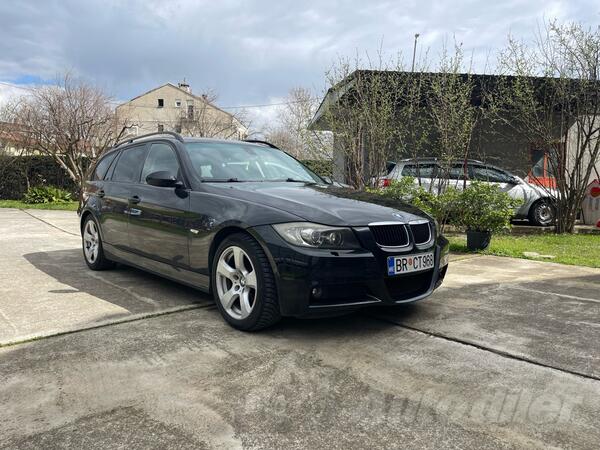 BMW - 320 - 2.0