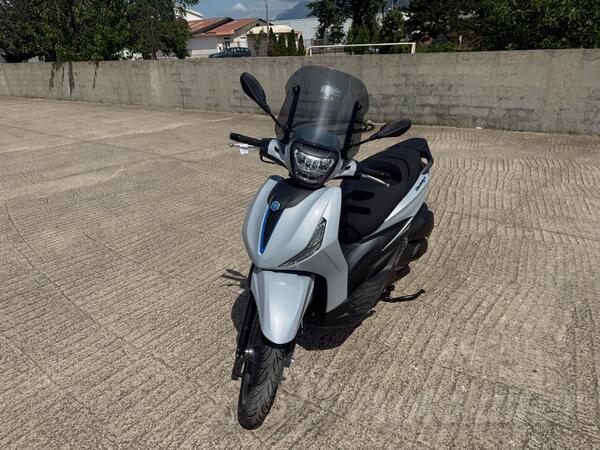 Piaggio - BEVERLY 310 HPE