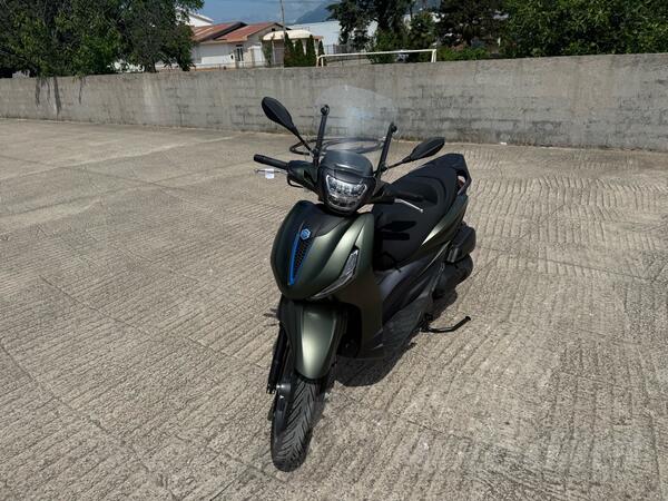 Piaggio - BEVERLY 400 HPE
