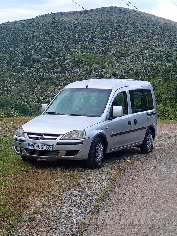 Opel - Combo - 1300
