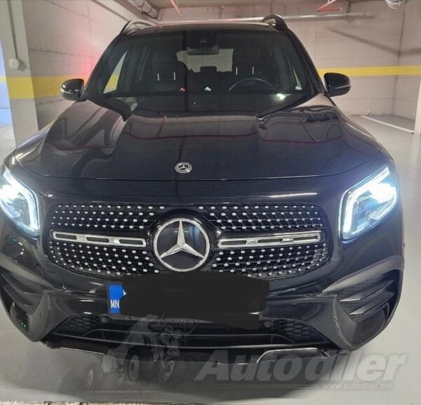 Mercedes Benz - GLB 200 - AMG