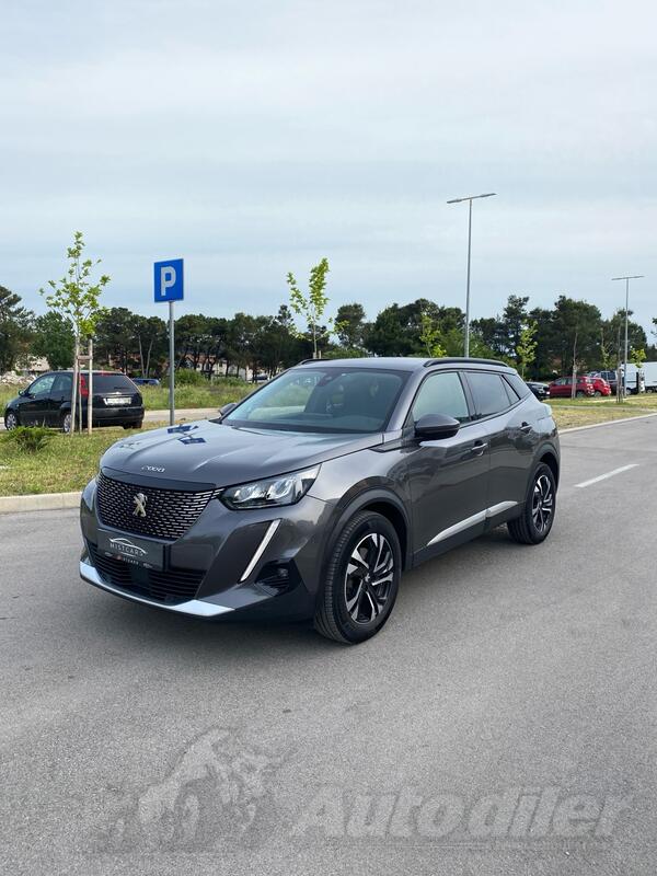 Peugeot - 2008 - 1.5 HDI ALLURE