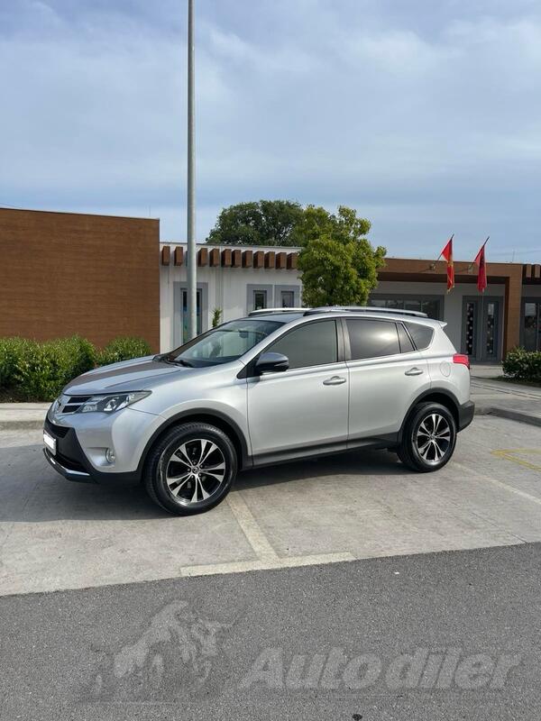 Toyota - RAV 4 - 2.2 D-4D