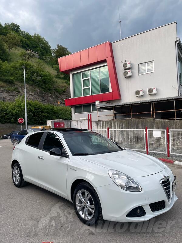 Alfa Romeo - Giulietta - 2.0JTDm