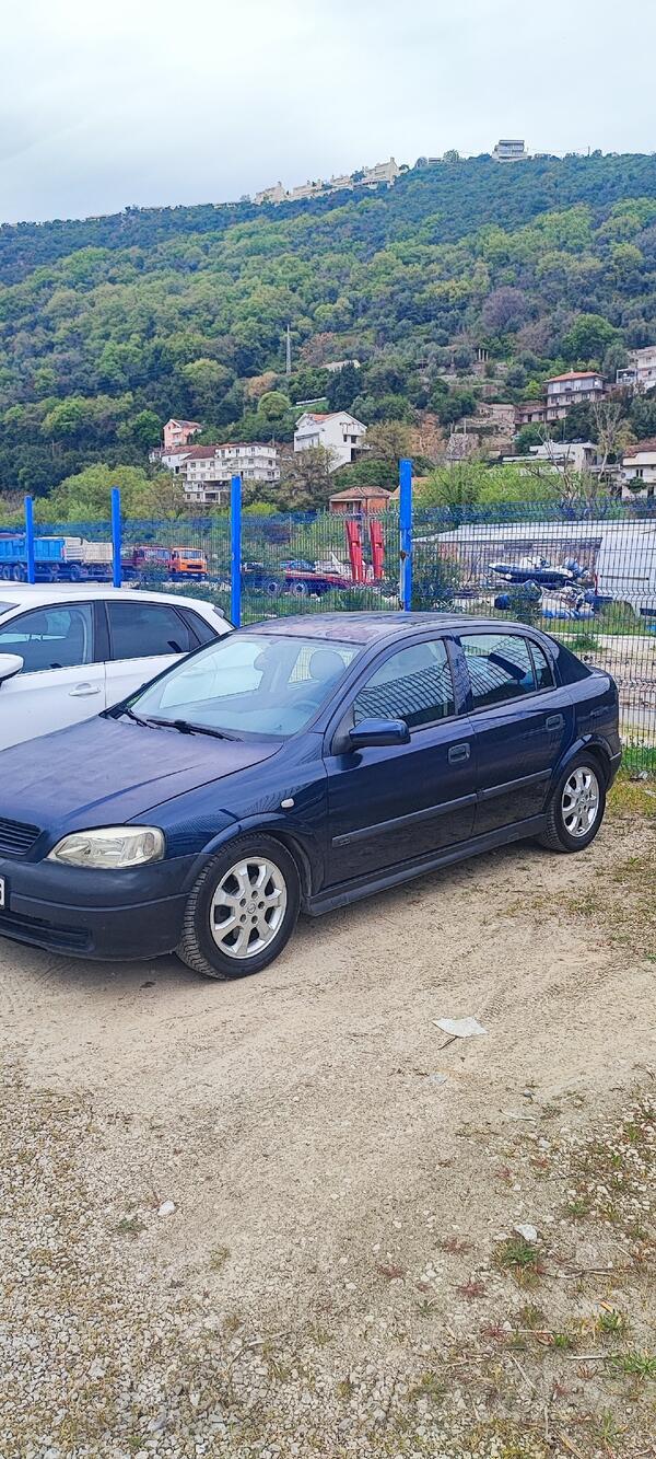 Opel - Astra - 2.0 dti