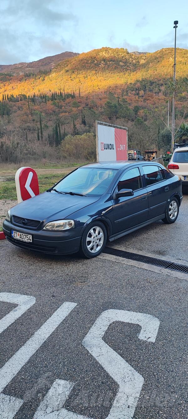 Opel - Astra - 2.0 dti