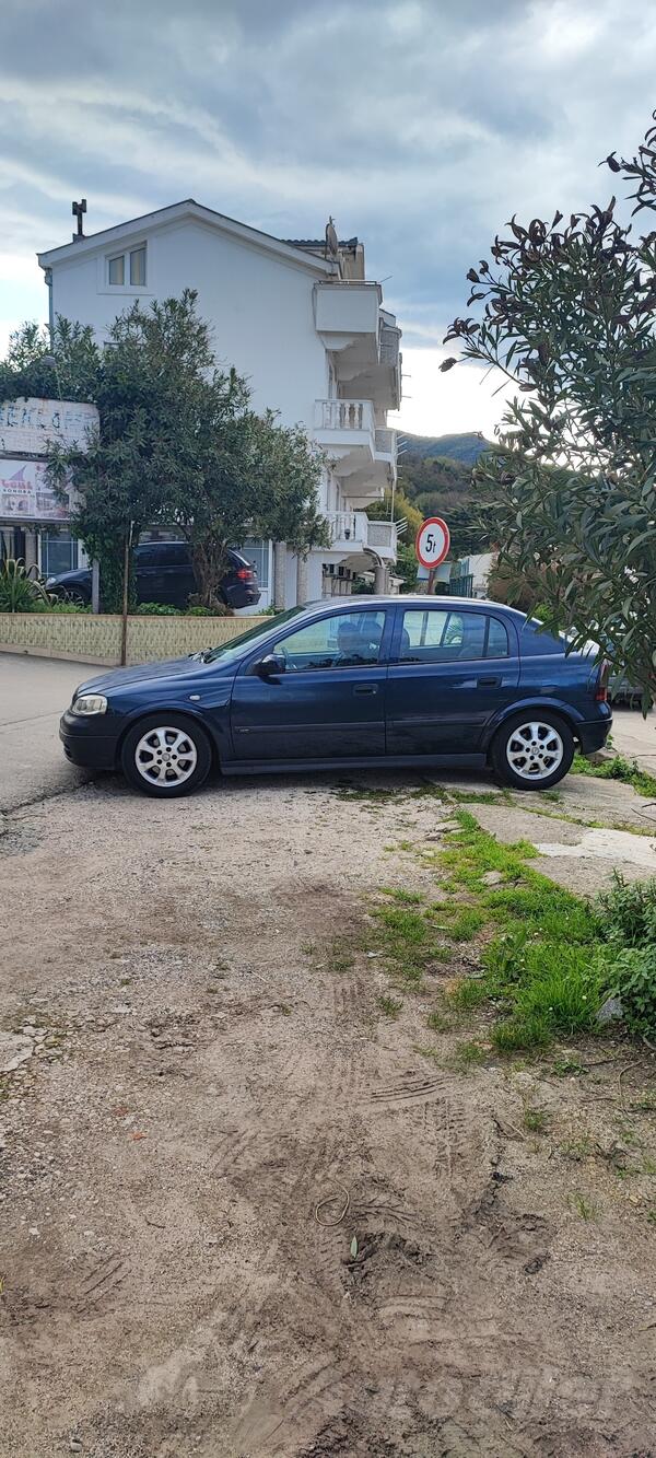 Opel - Astra - 2.0 dti