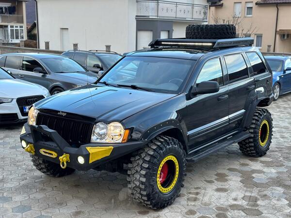 Jeep - Grand Cherokee - Laredo