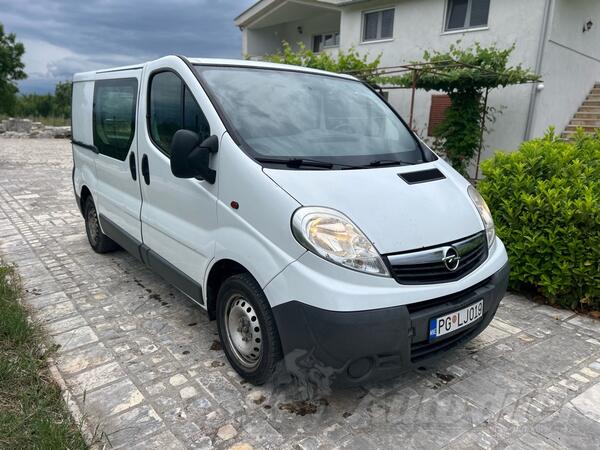 Opel - Vivaro