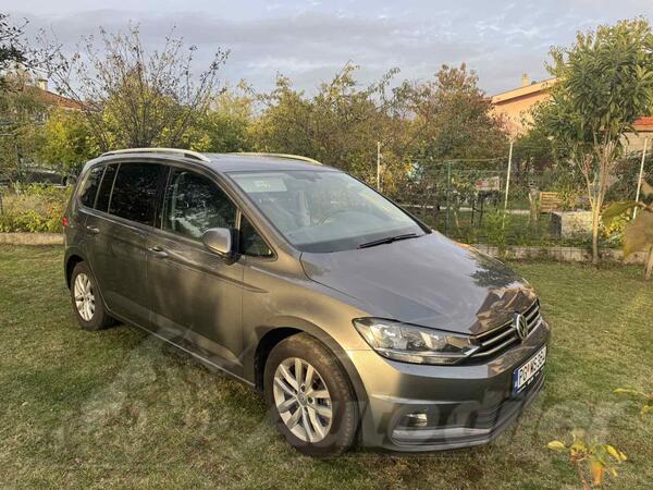 Volkswagen - Touran - 1,6 tdi