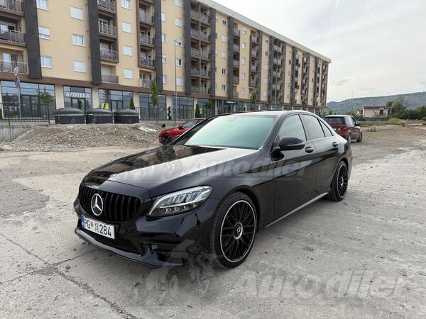 Mercedes Benz - C 180