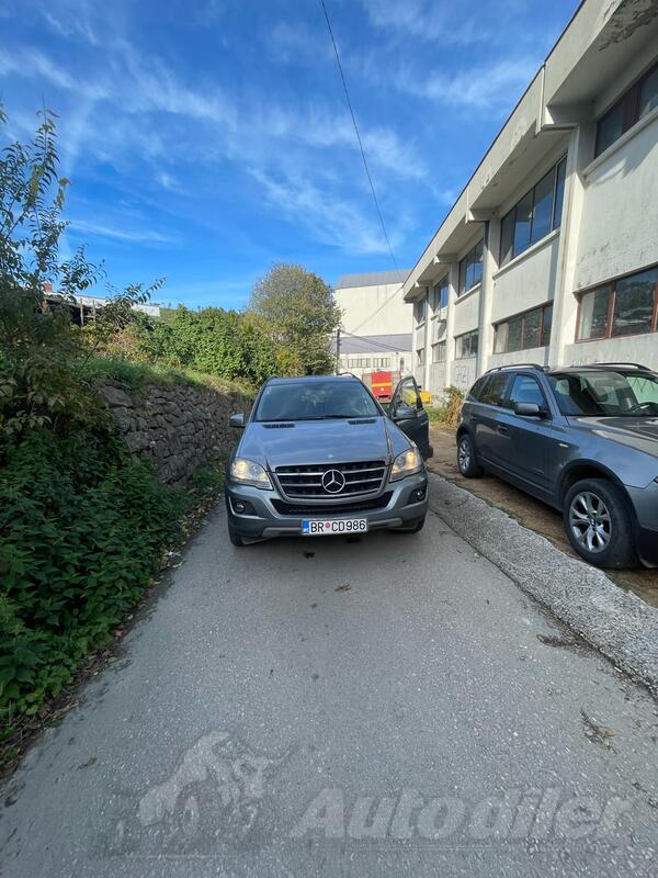 Mercedes Benz - ML 300 - 300CDI