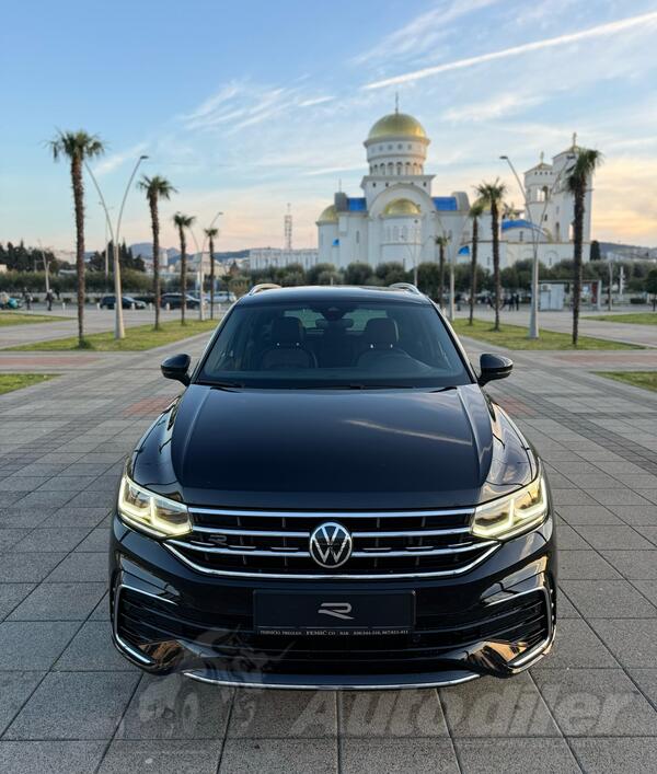 Volkswagen - Tiguan - R-line 4x4