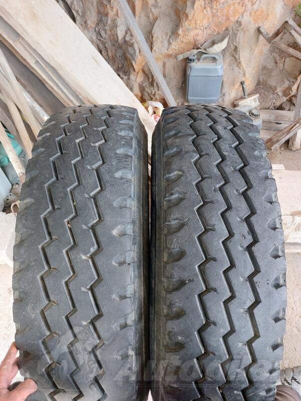 Austone - yash - Univerzalna guma