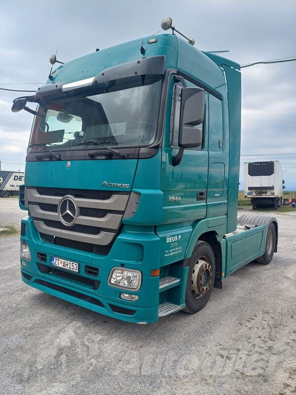 Mercedes Benz - 1844