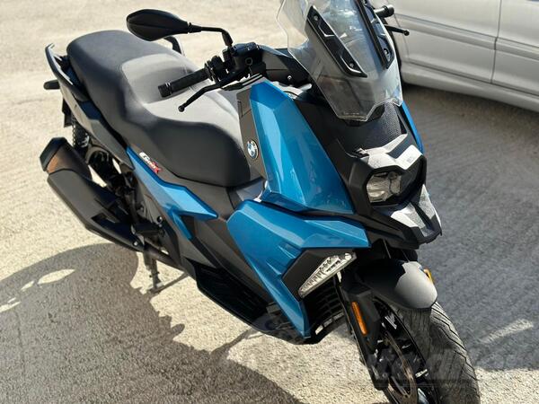 BMW - C 400x