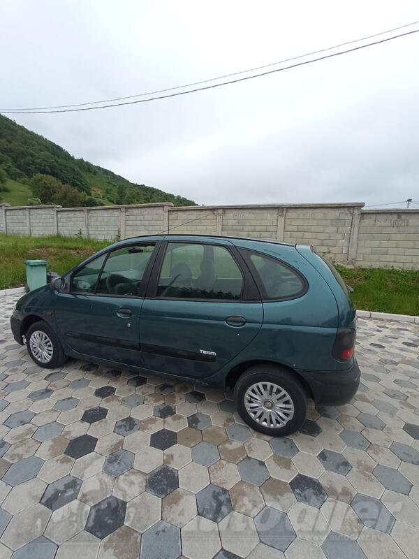 Renault - Scenic - 1.4b