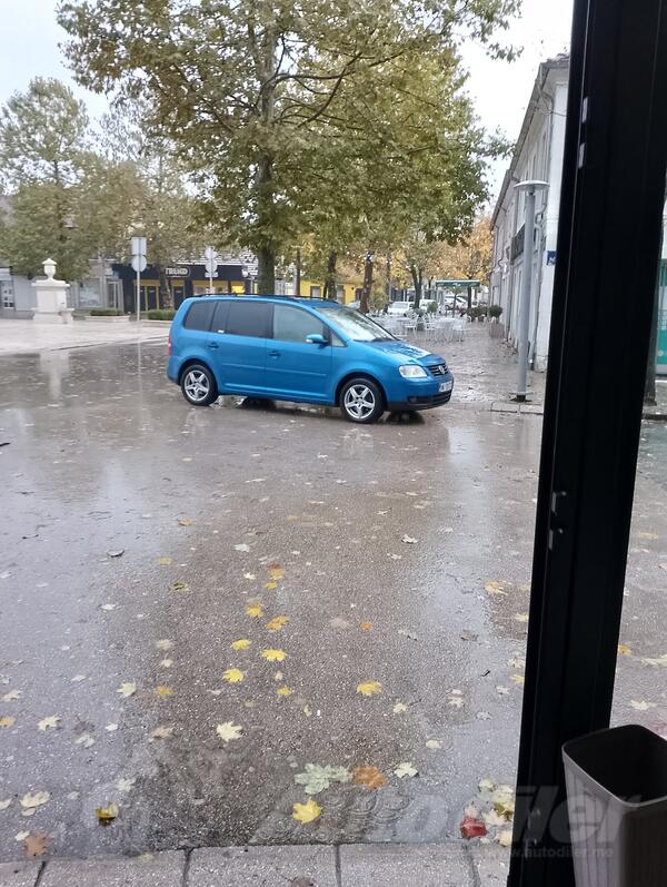 Volkswagen - Touran - 1.9 TDI (bkc)