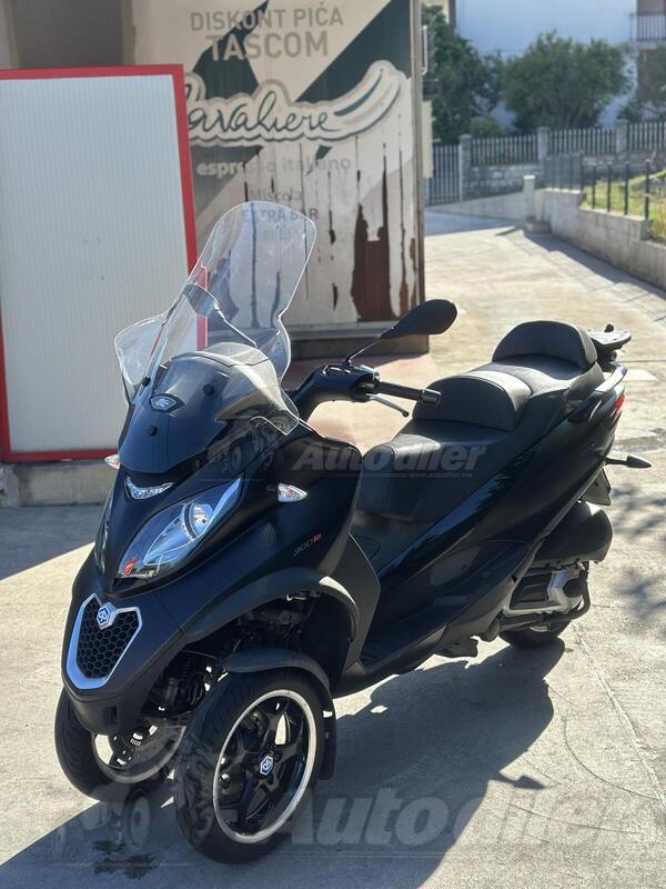 Piaggio - MP3