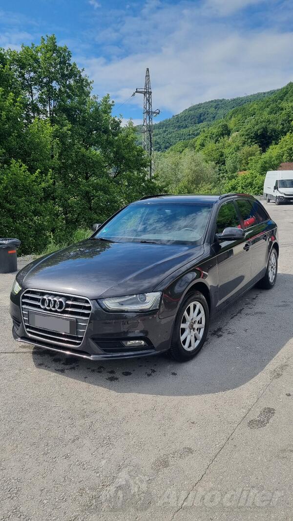 Audi - A4 - 2.0 TDI