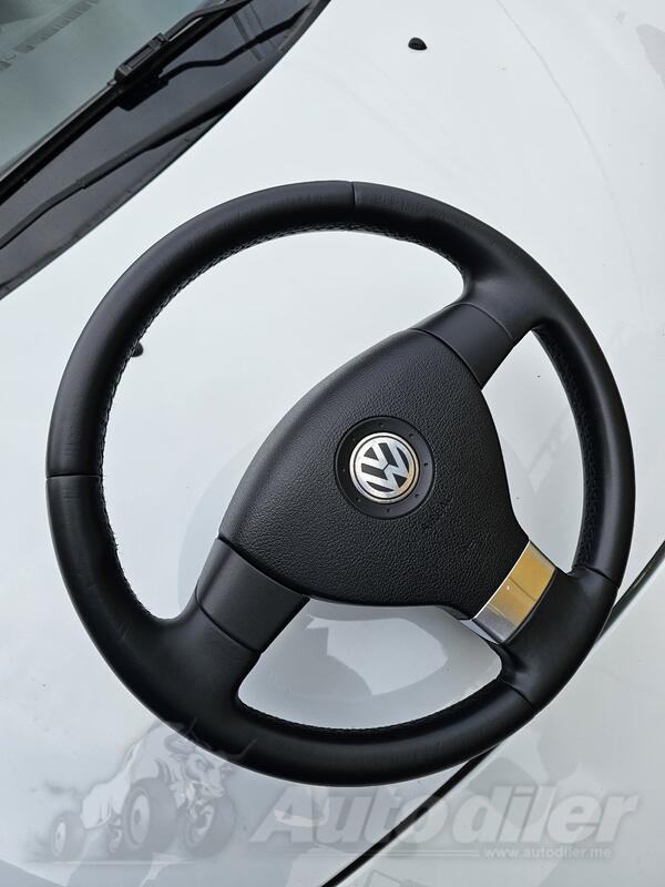 Volan za Golf 5 god. 2010, 2003
