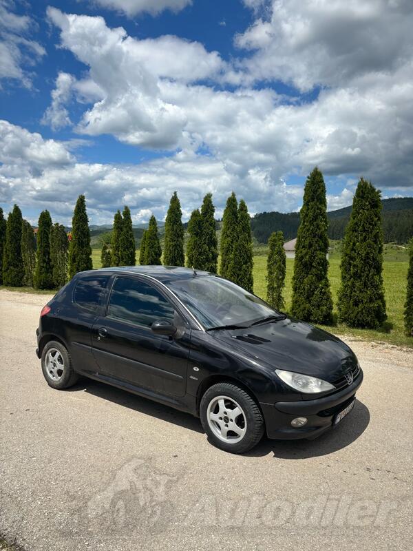 Peugeot - 206 - 1.4 HDI