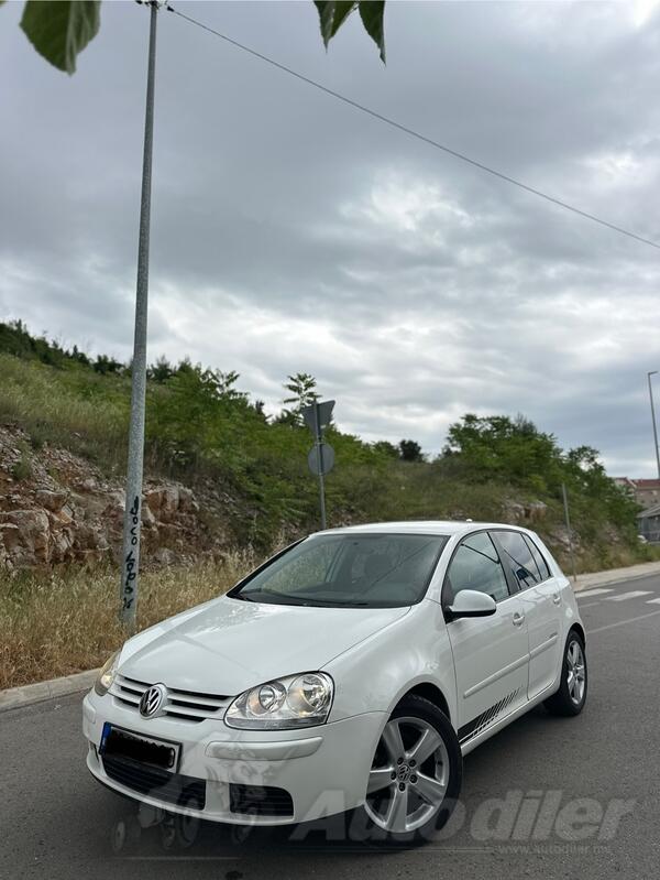 Volkswagen - Golf 5 - 1.9 TDI